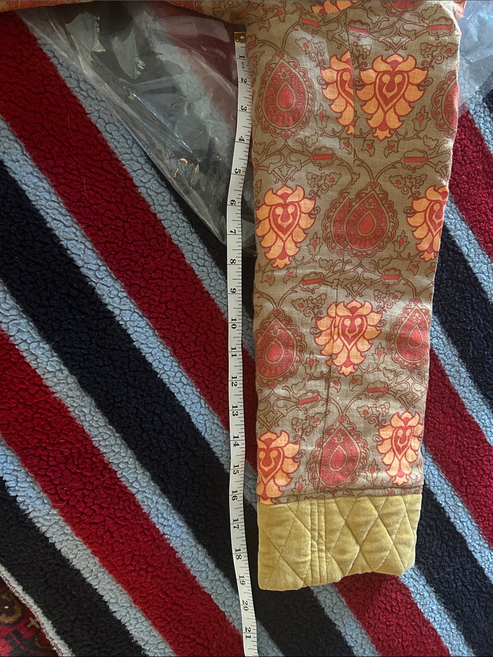 Chasing Unicorns California Bound Quilted Jacket. S - Picture 16 of 16